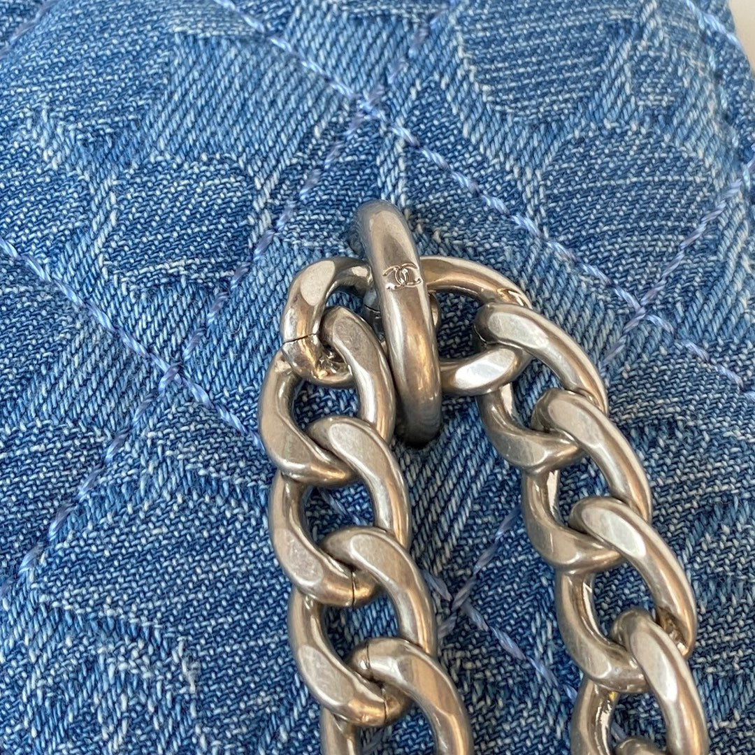23P VANITY 17CM DENIM SILVER HARDWARE