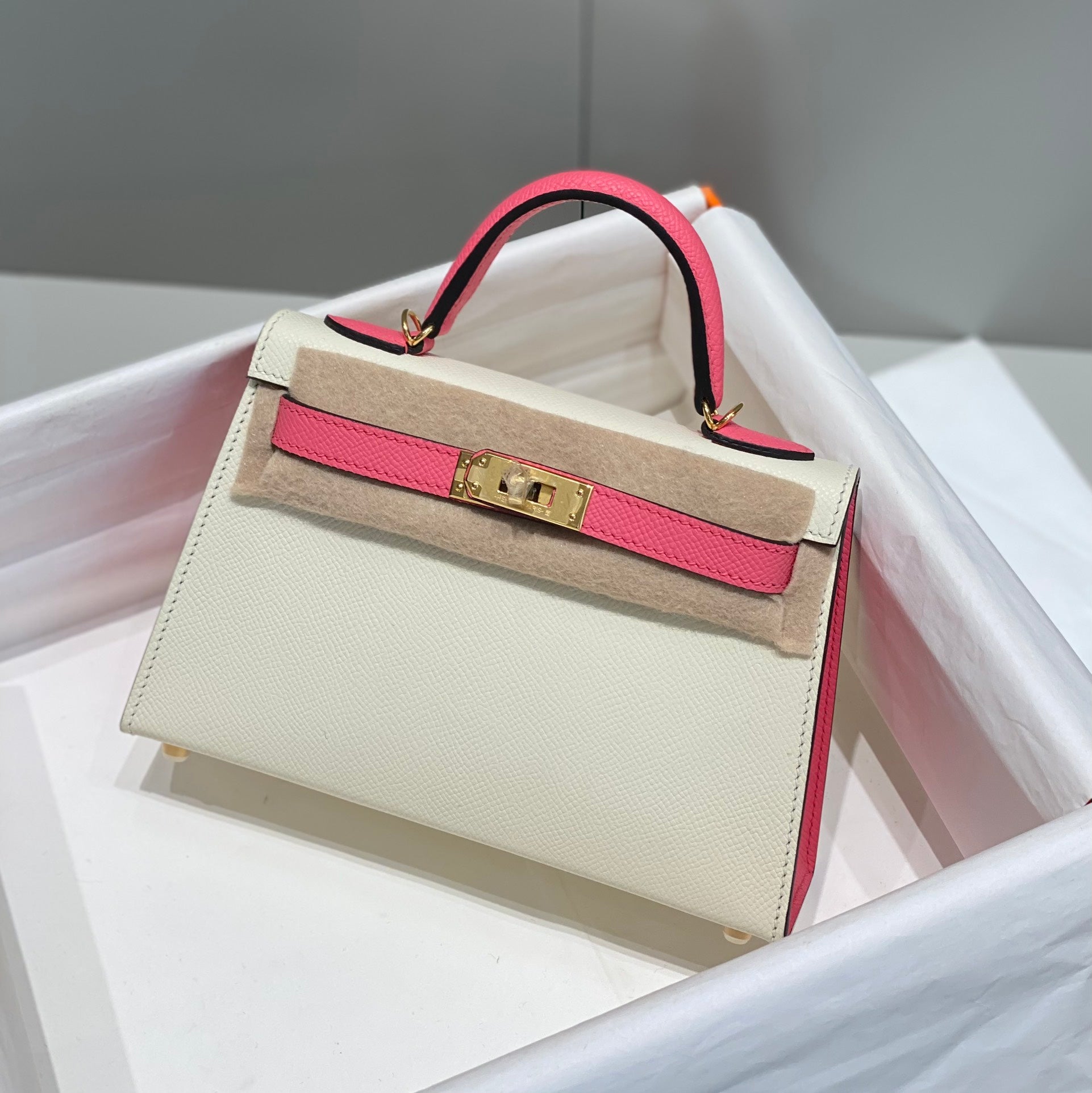 HM ミニ ケリー 19cm クリームピンク エプソムゴールド金具