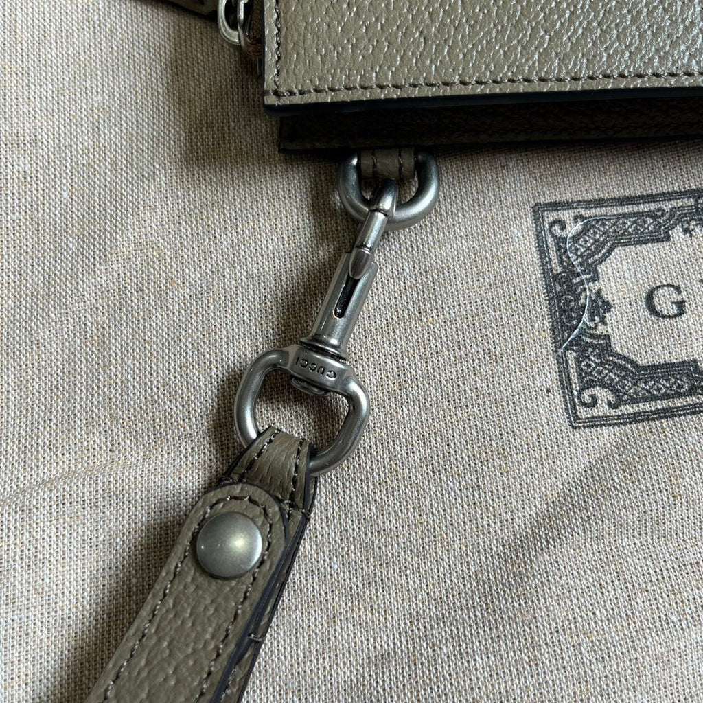 SAC À MAIN GG MARMONT 30 EN CUIR DE VEAU MARRON MOKA