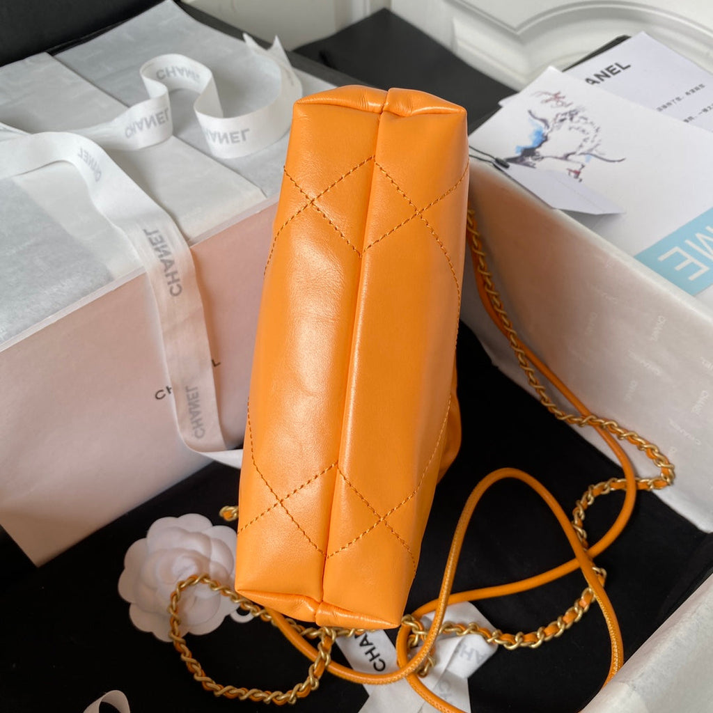 CC 24S HOBO 22 BAG 20CM ORANGE LAMBSKIN
