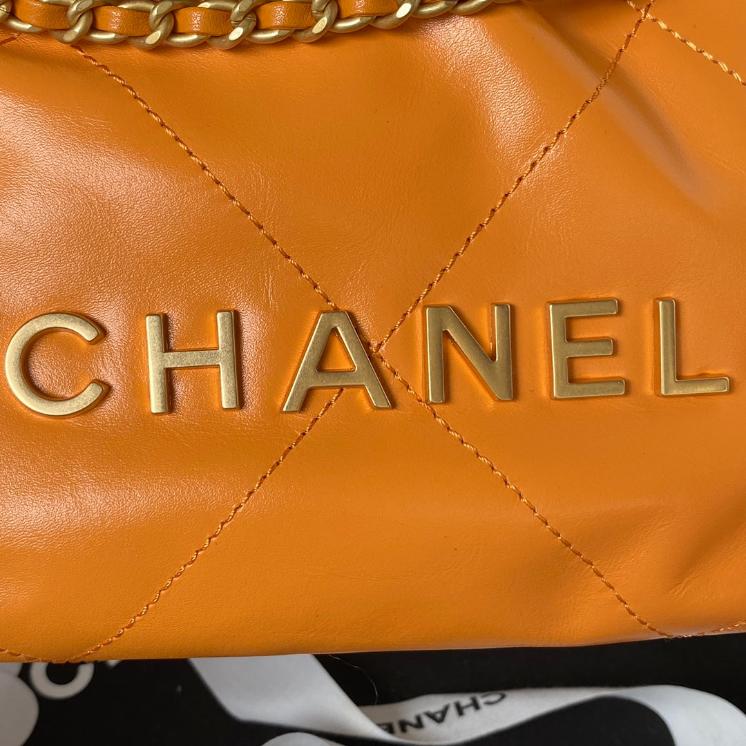 SAC CC 24S HOBO 22 20CM CUIR D'AGNEAU ORANGE