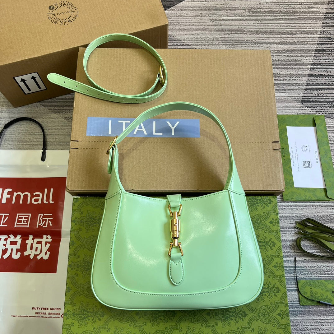 SAC À BANDOULIÈRE GG JACKIE SMALL 28 EN CUIR DE VEAU VERT CLAIR