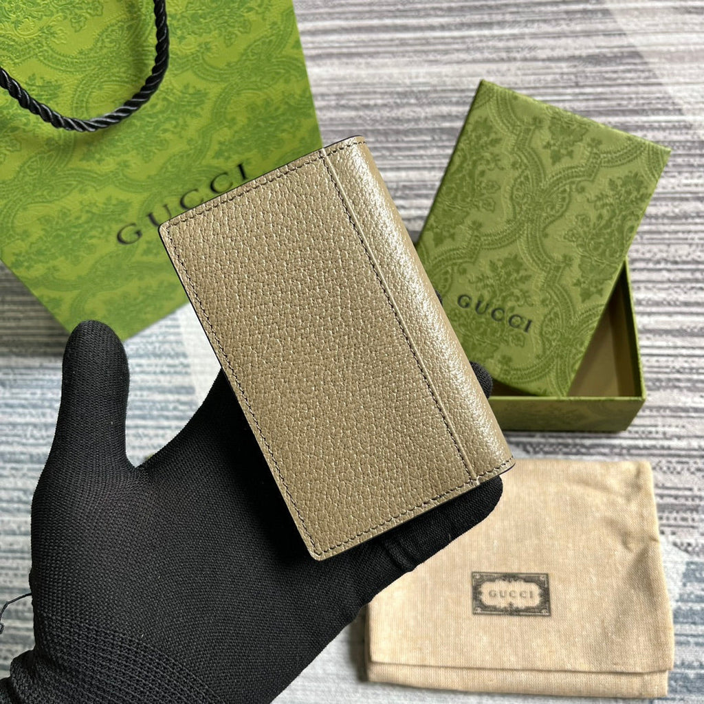 PORTEFEUILLE LONG GG MARMONT 12 EN CUIR DE VEAU MARRON MOKA
