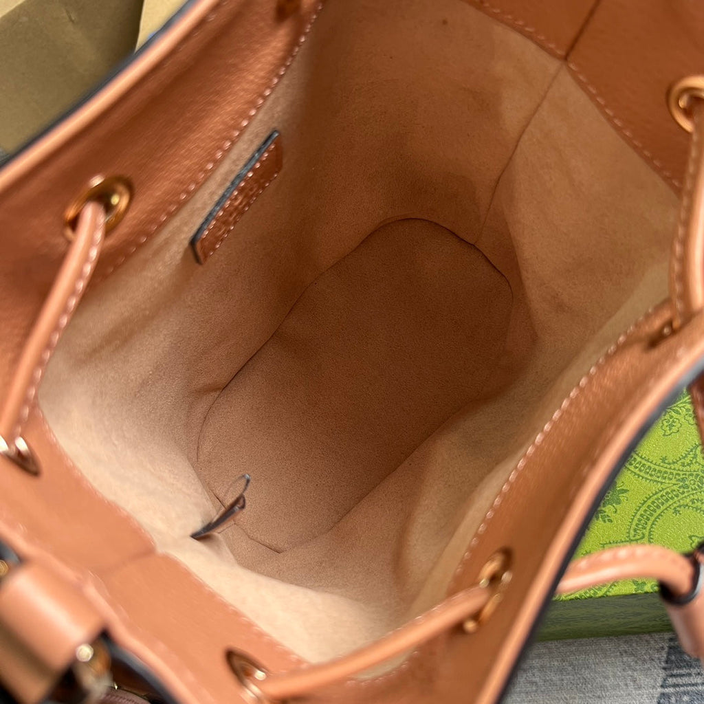 SAC SEAU GG OPHIDIA MINI 19 EN TOILE ET CUIR DE VEAU ROSE CLAIR