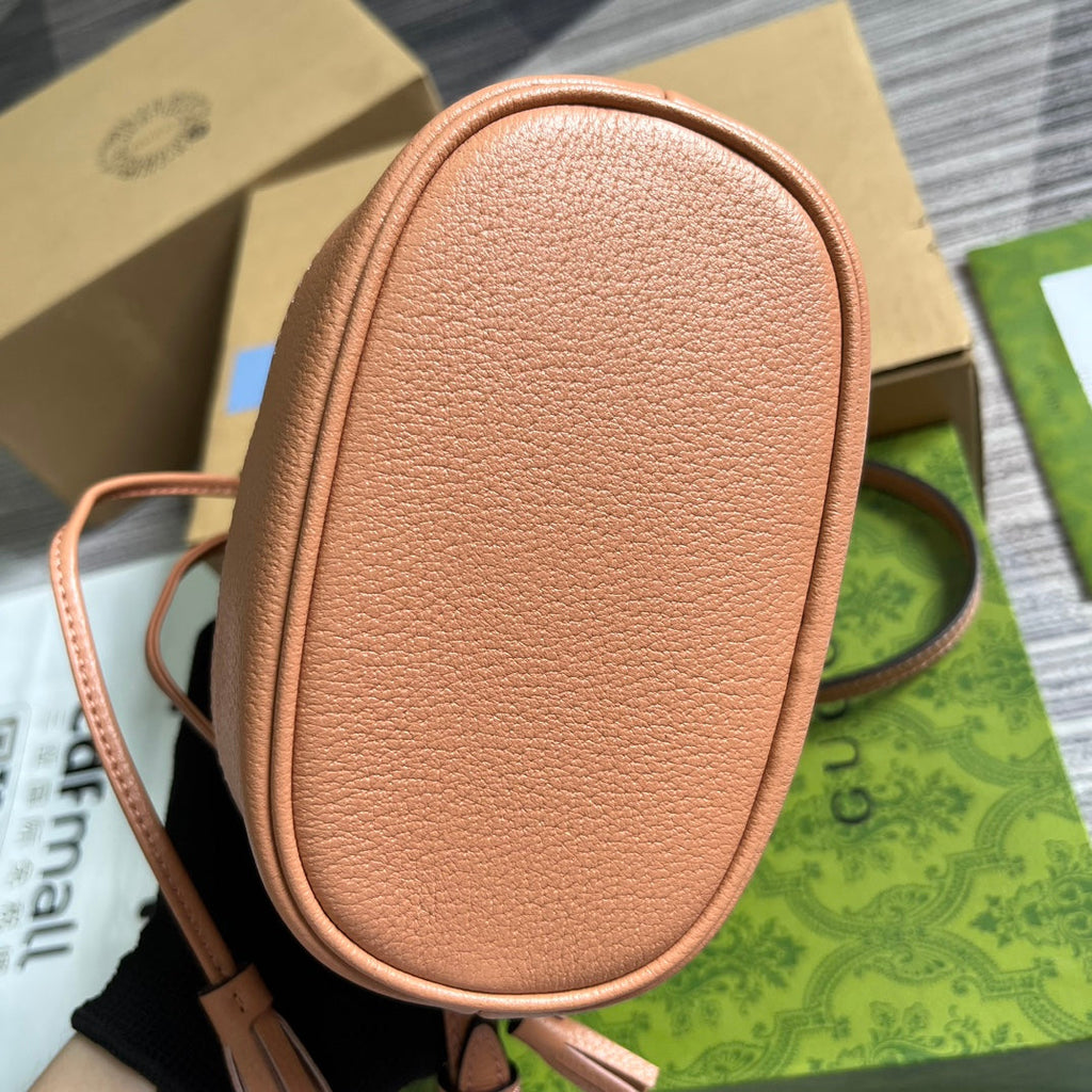 SAC SEAU GG OPHIDIA MINI 19 EN TOILE ET CUIR DE VEAU ROSE CLAIR
