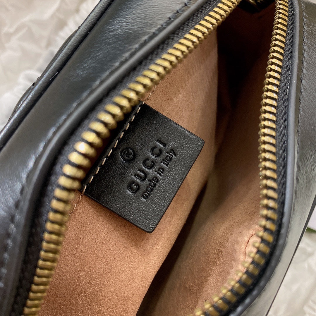 GG MINI 18 MARMONT MATELASSÉ CUIR DE VEAU NOIR AVEC LOGO DORÉ