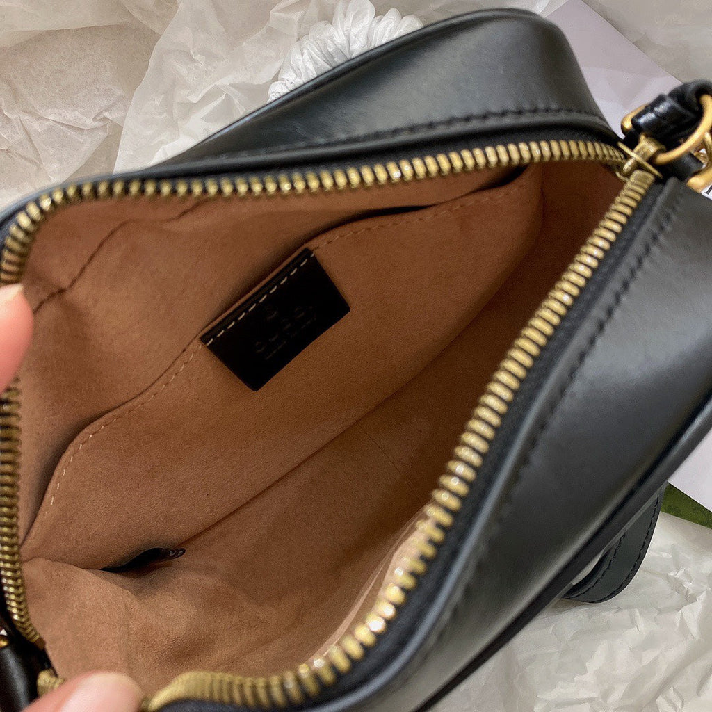 GG MINI 18 MARMONT MATELASSÉ CUIR DE VEAU NOIR AVEC LOGO DORÉ