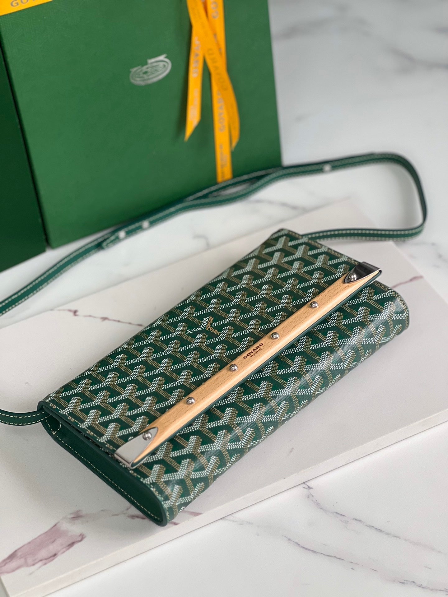 POCHETTE MONTE-CARLO PM 25 EN TOILE GOYARDINE VERTE