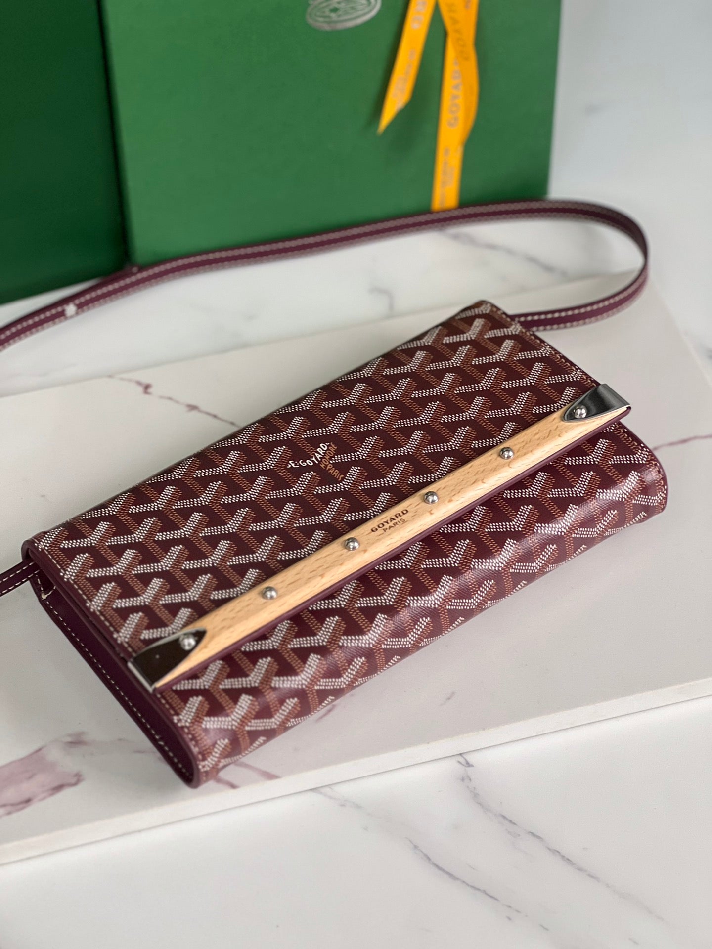 POCHETTE MONTE-CARLO PM 25 EN TOILE GOYARDINE VIN ROUGE