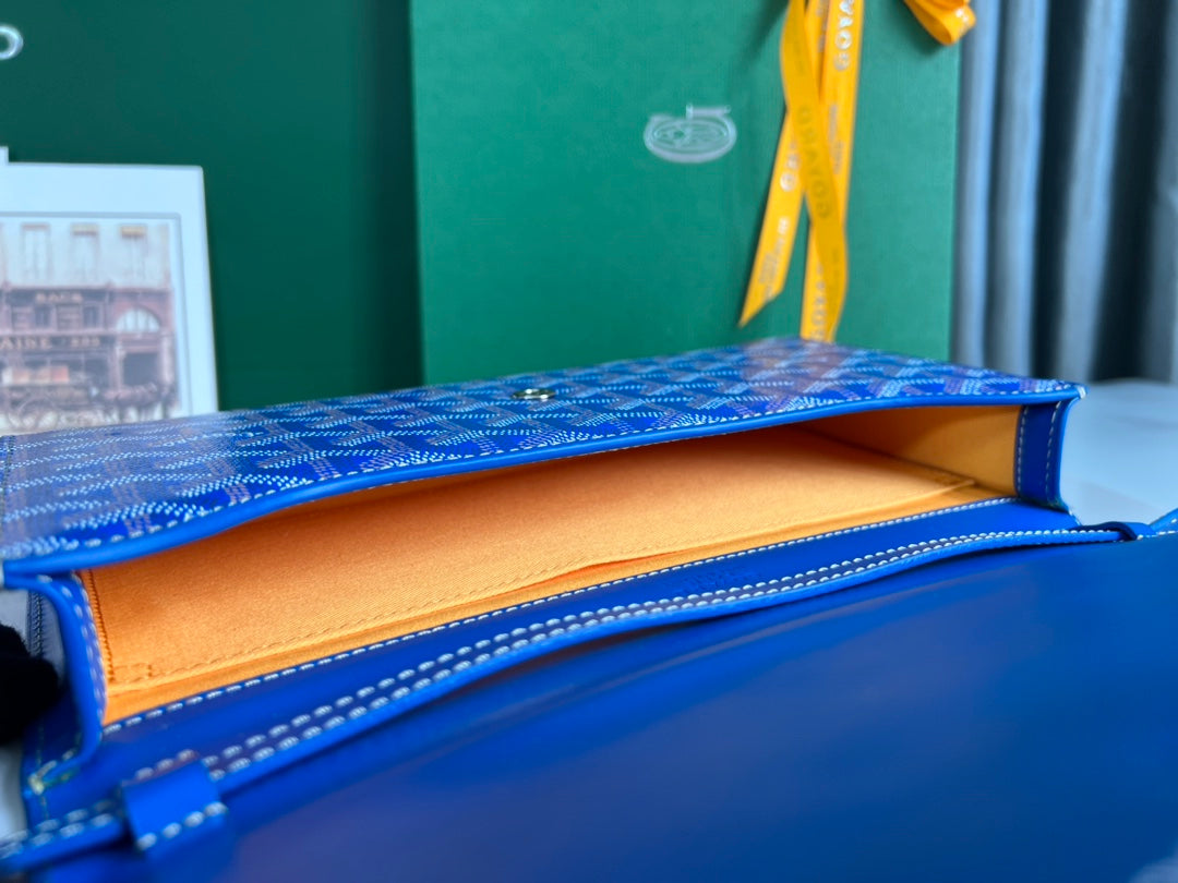 POCHETTE MONTE-CARLO PM 25 EN TOILE GOYARDINE BLEU SAPHIR