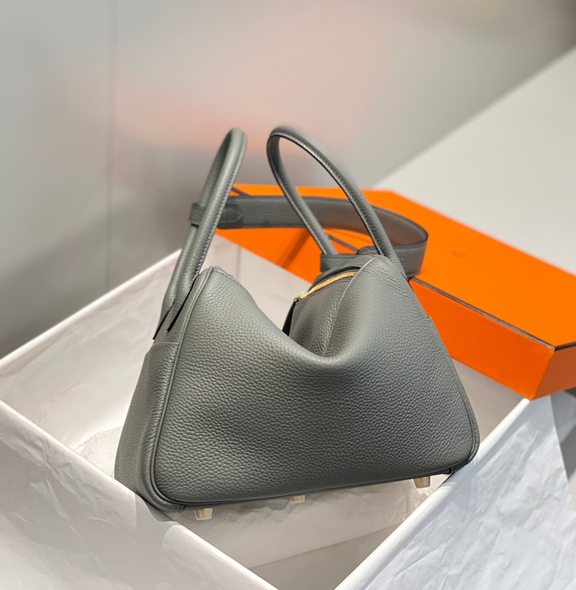 SAC HM LINDY 26 CUIR TAURILLON GRIS CLEMENCE