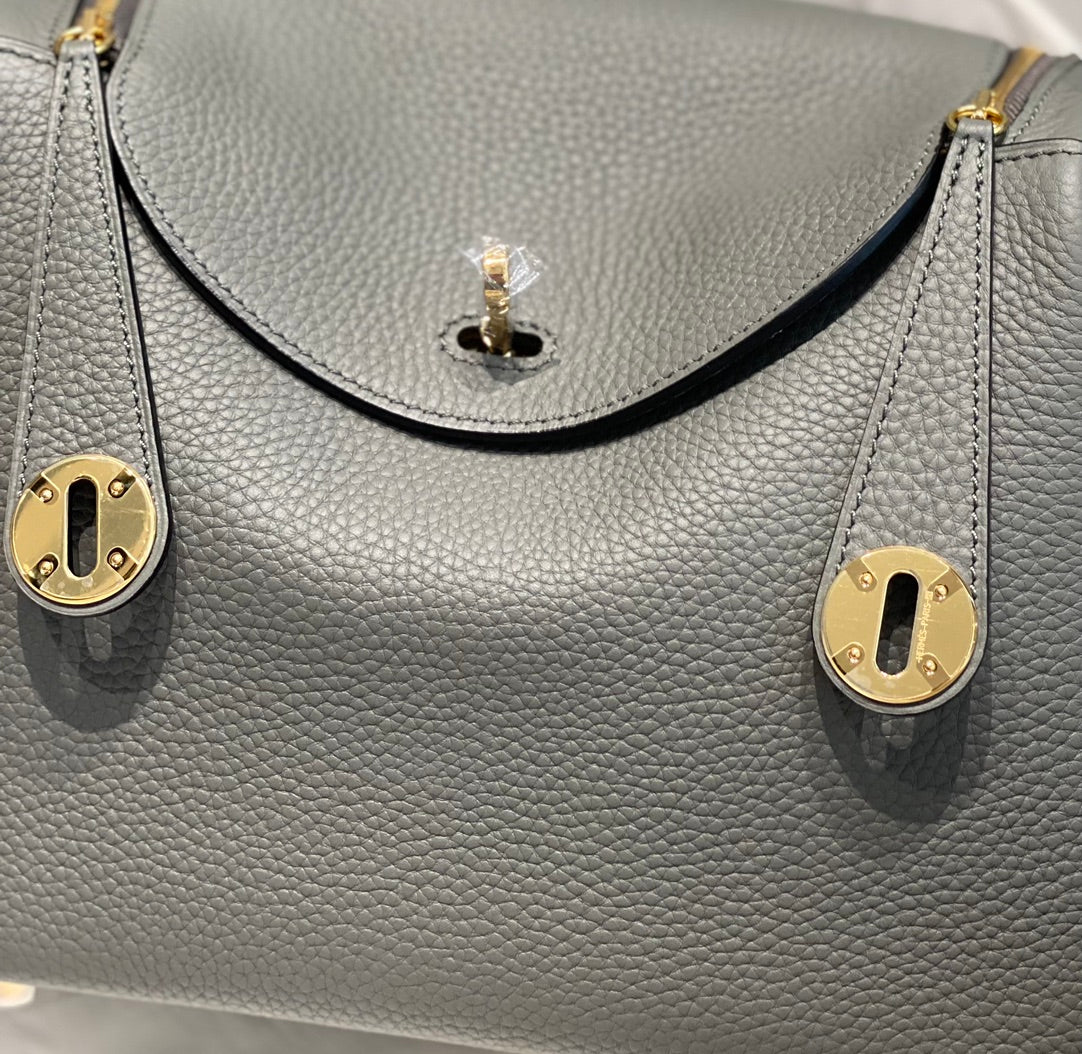 SAC HM LINDY 26 CUIR TAURILLON GRIS CLEMENCE