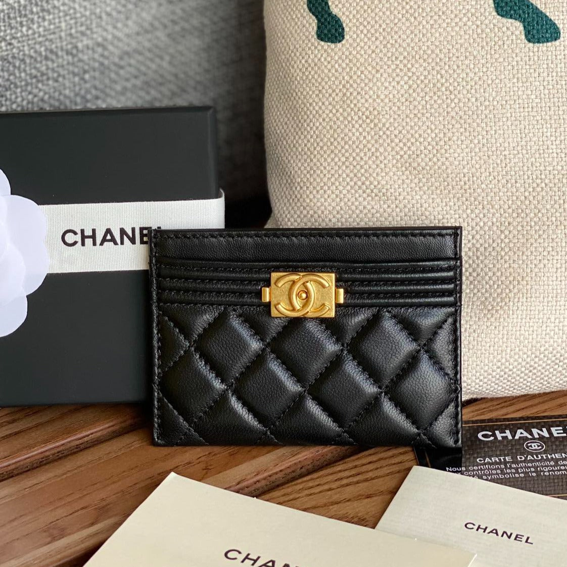 CC BOY 11CM CARD HOLDER BLACK LAMBSKIN GOLD HARDWARE