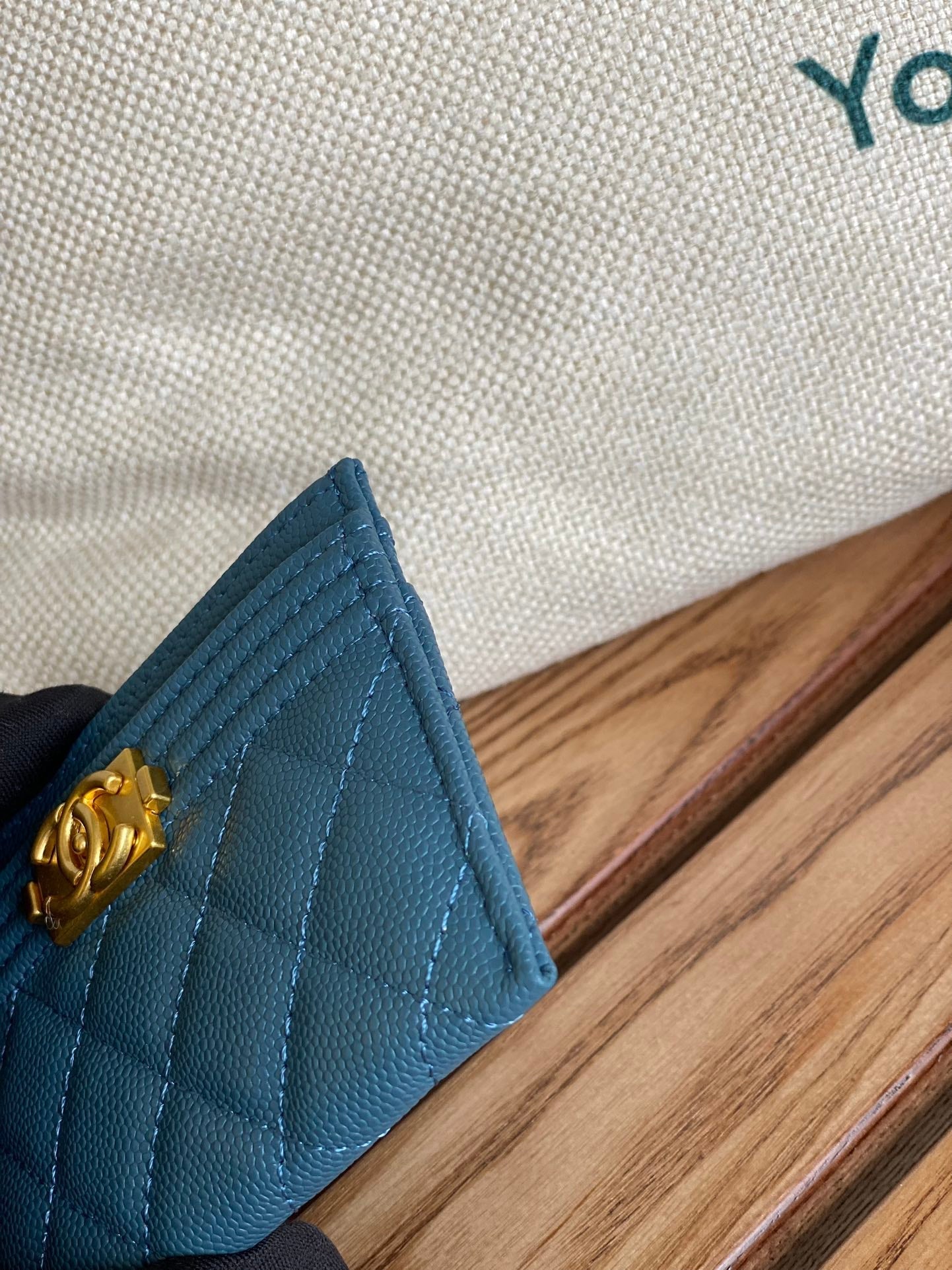 CC BOY 11CM CARD HOLDER AZURE CAVIAR GOLD HARDWARE