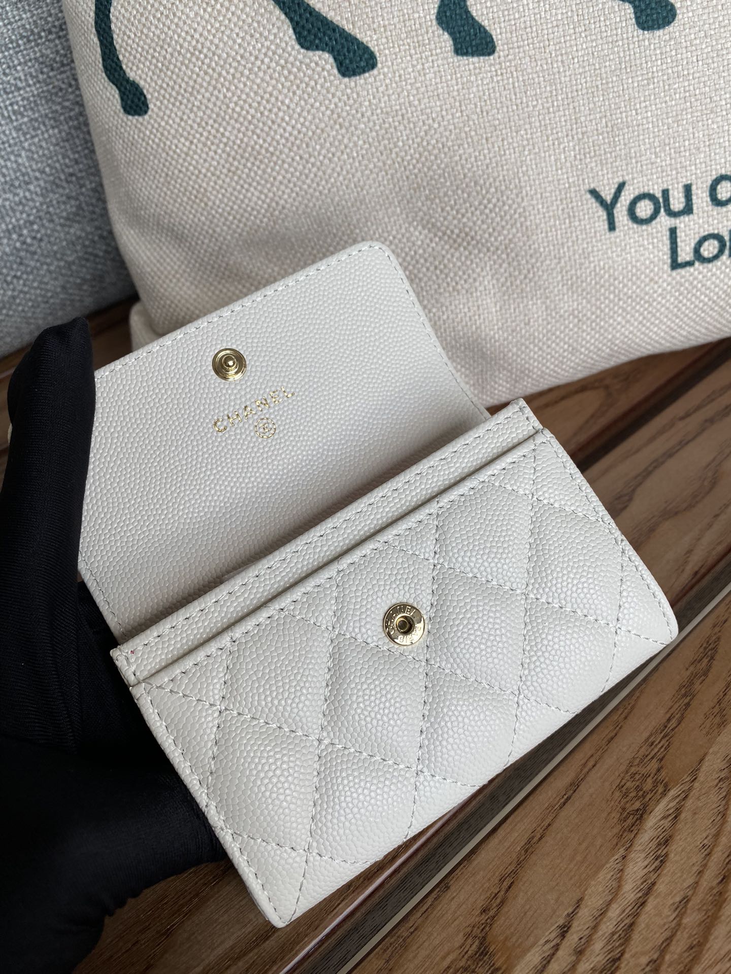 CC SMALL WALLET 11CM WHITE CAVIAR LIGHT GOLD HARDWARE