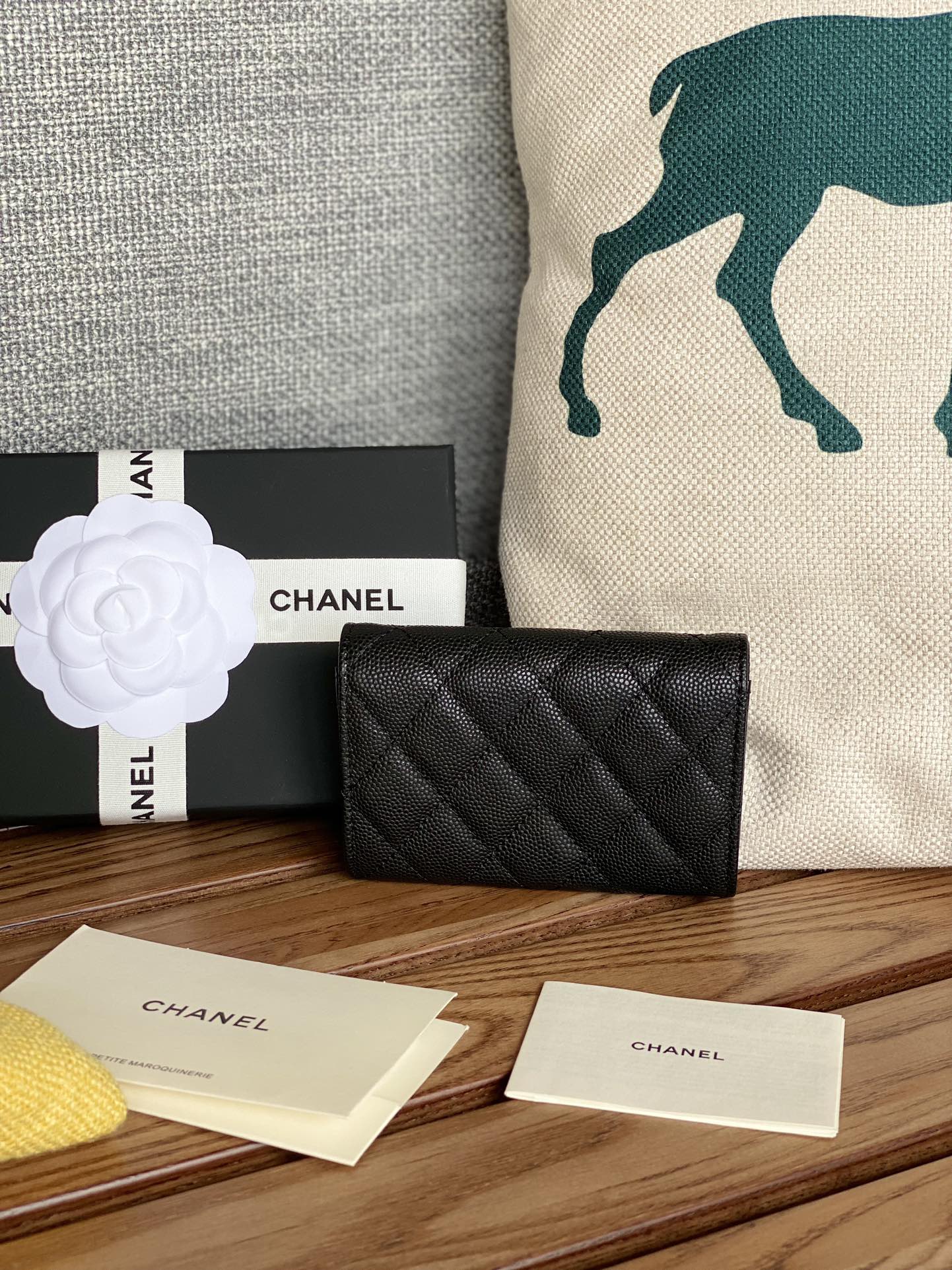 CC SMALL WALLET 11CM BLACK CAVIAR LIGHT GOLD HARDWARE