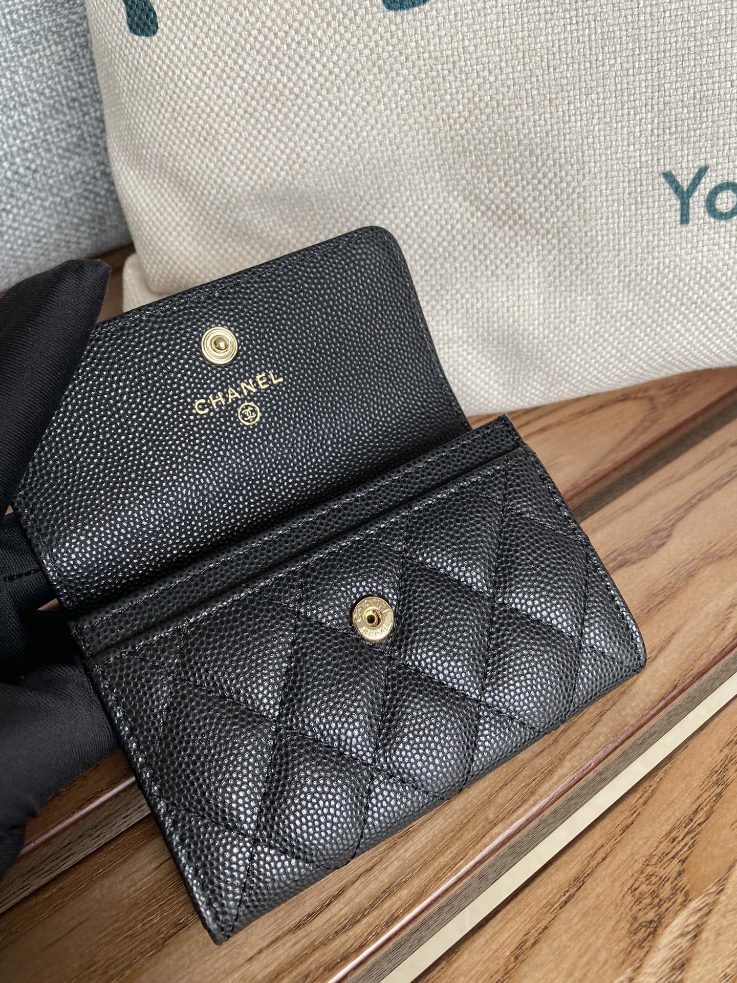 CC SMALL WALLET 11CM BLACK CAVIAR LIGHT GOLD HARDWARE