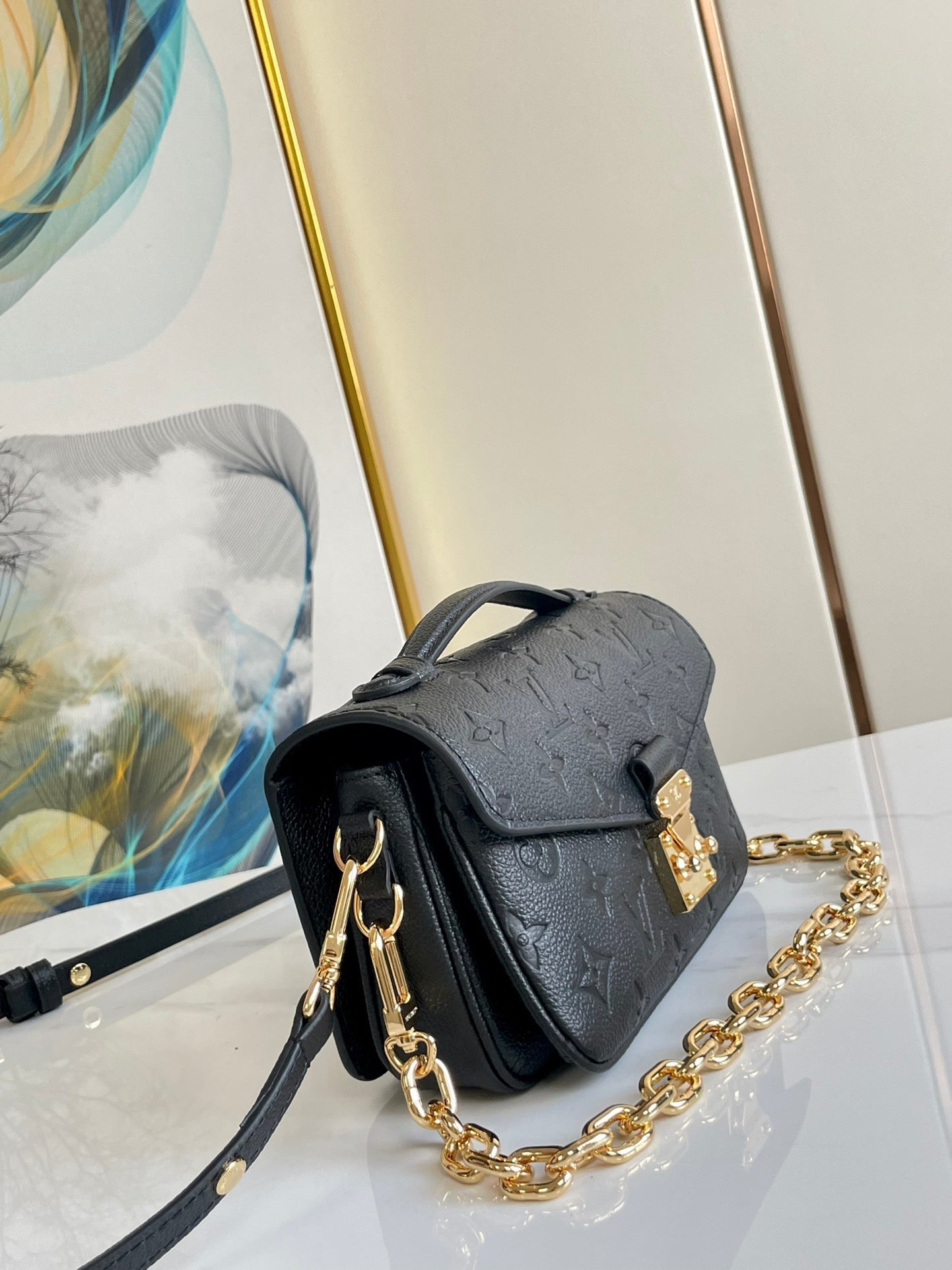 POCHETTE METIS EAST WEST 21.5 CUIR DE VACHE GRAINÉ NOIR
