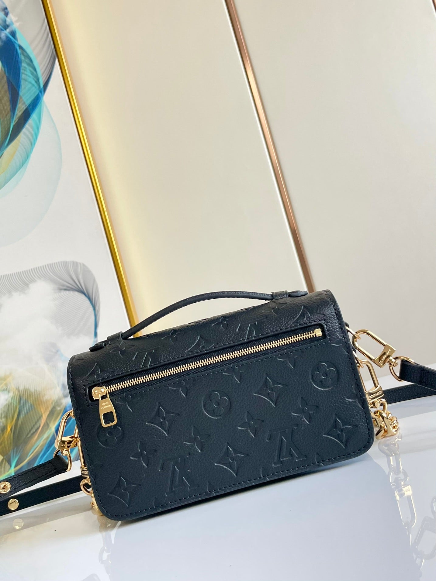 POCHETTE METIS EAST WEST 21.5 CUIR DE VACHE GRAINÉ NOIR