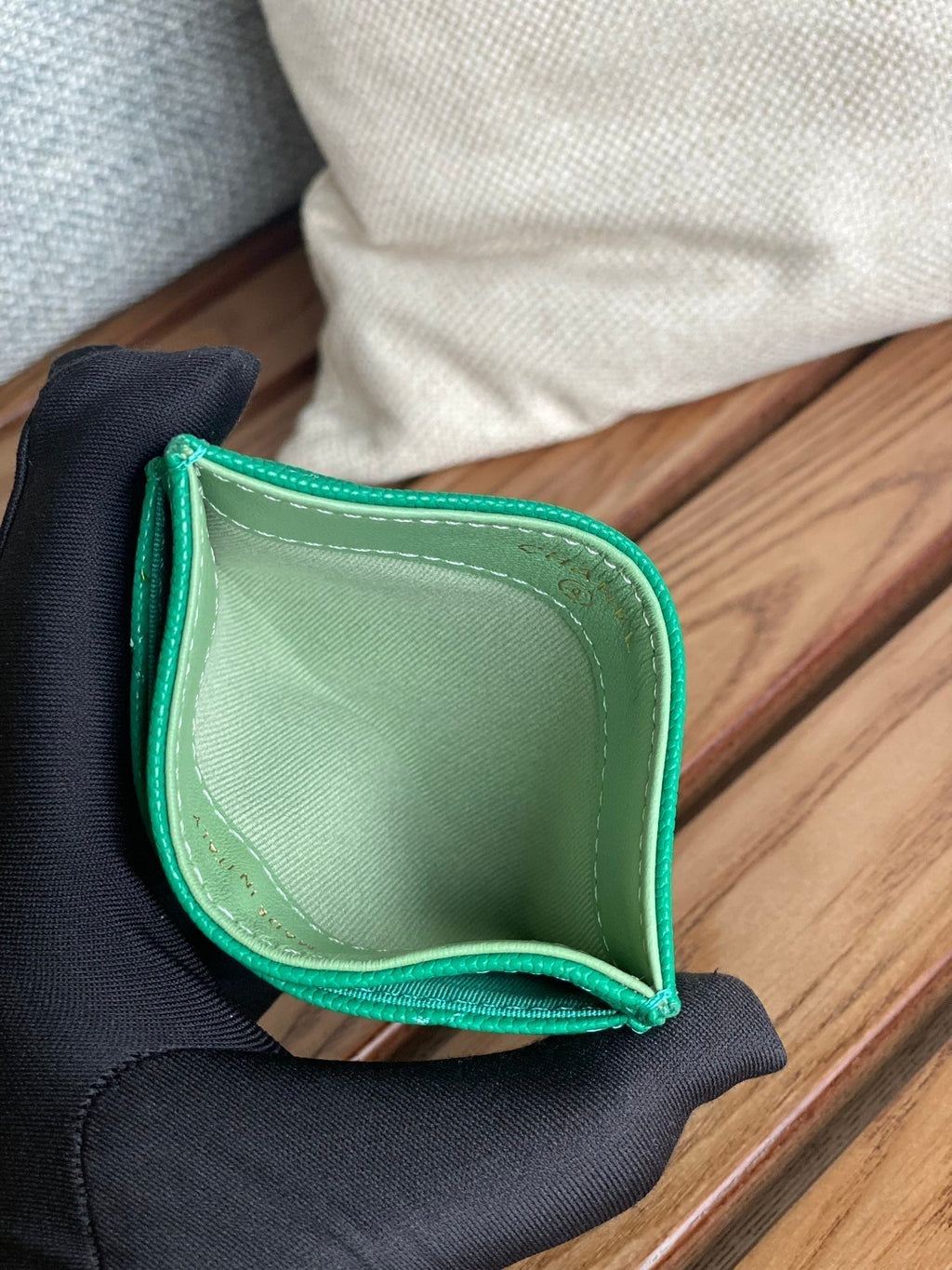 PORTE-CARTES CC 10CM VERT FONCÉ CAVIAR