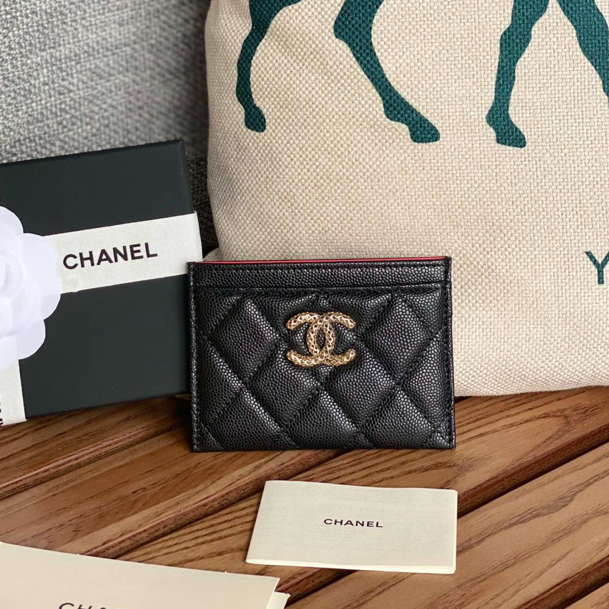 CC CARD HOLDER 10CM BLACK CAVIAR