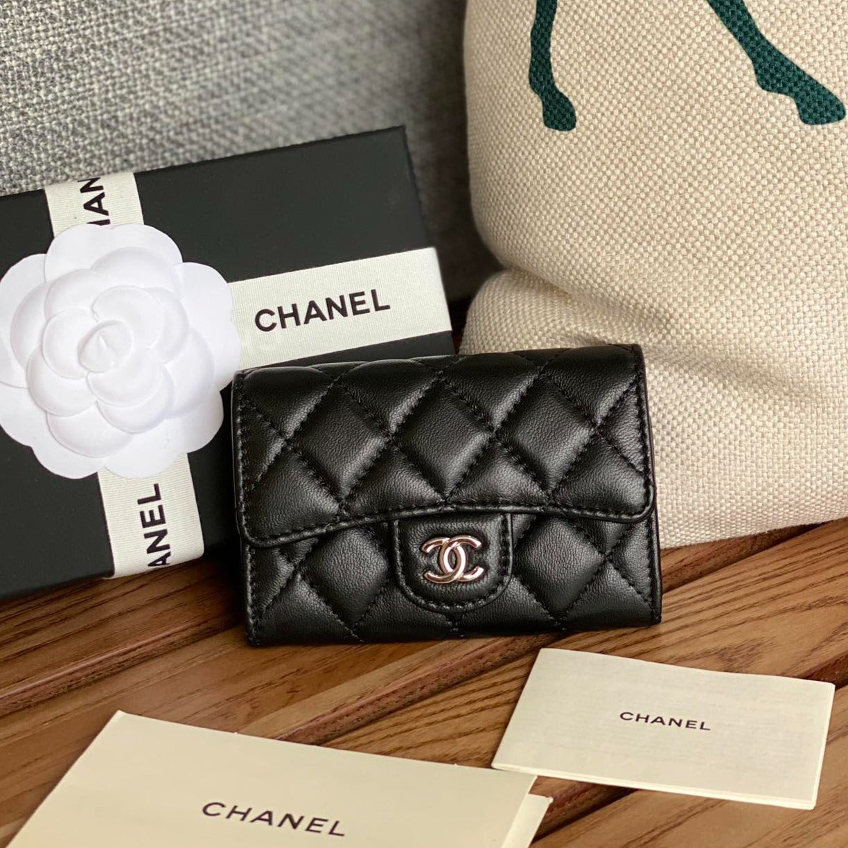 CC SMALL WALLET 11CM BLACK LAMBSKIN SILVER HARDWARE