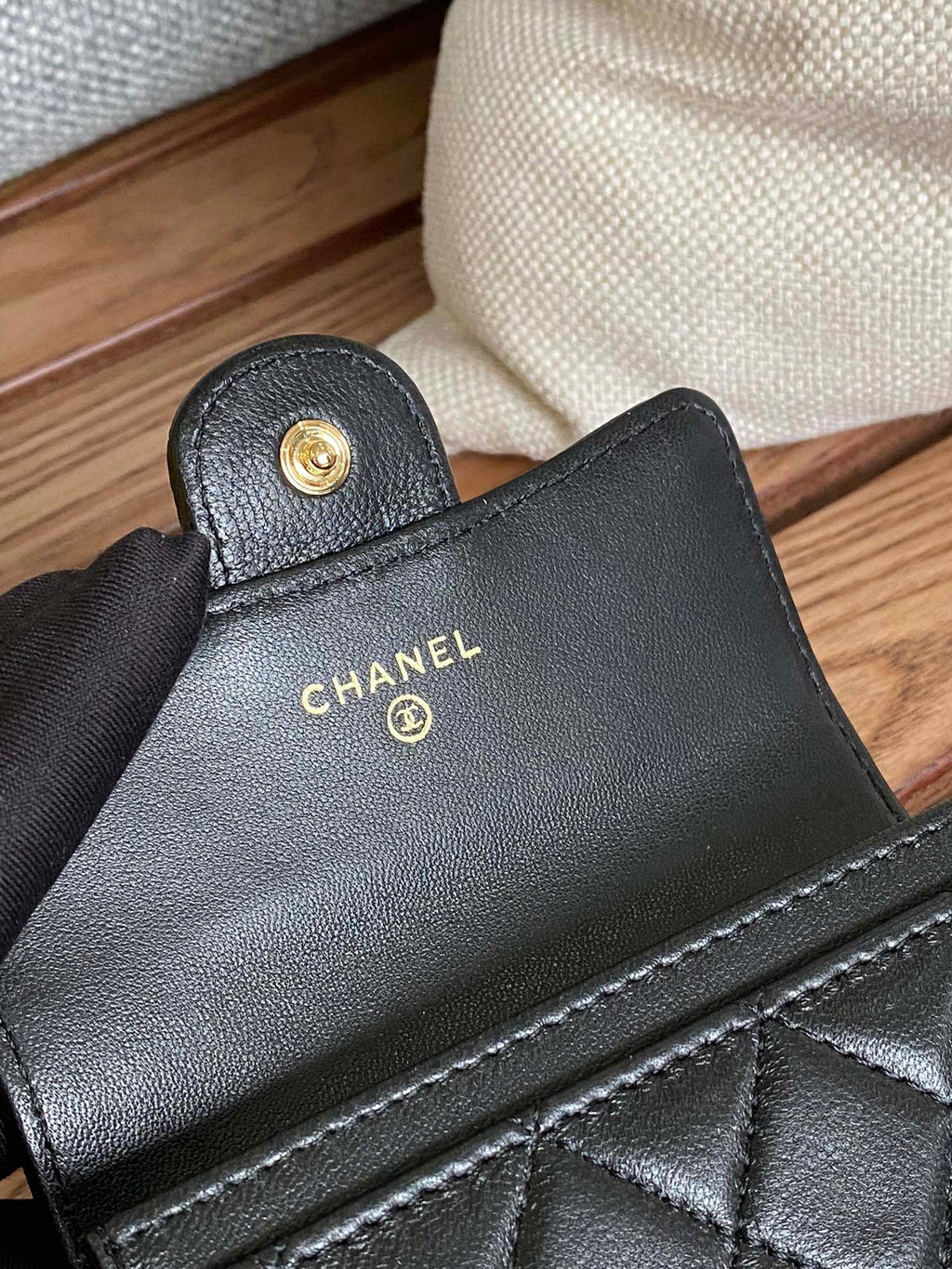 CC SMALL WALLET 11CM BLACK LAMBSKIN GOLD HARDWARE