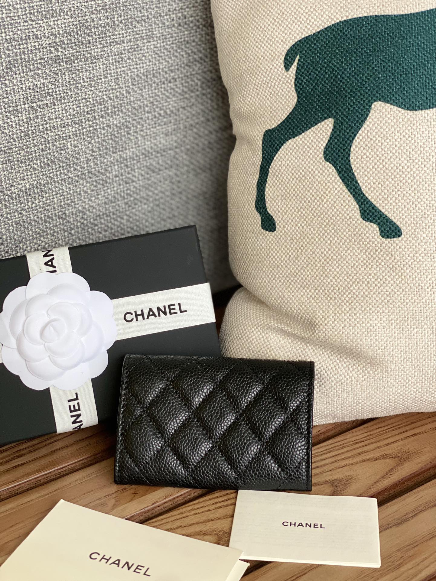 CC SMALL WALLET 11CM BLACK CAVIAR GOLD HARDWARE