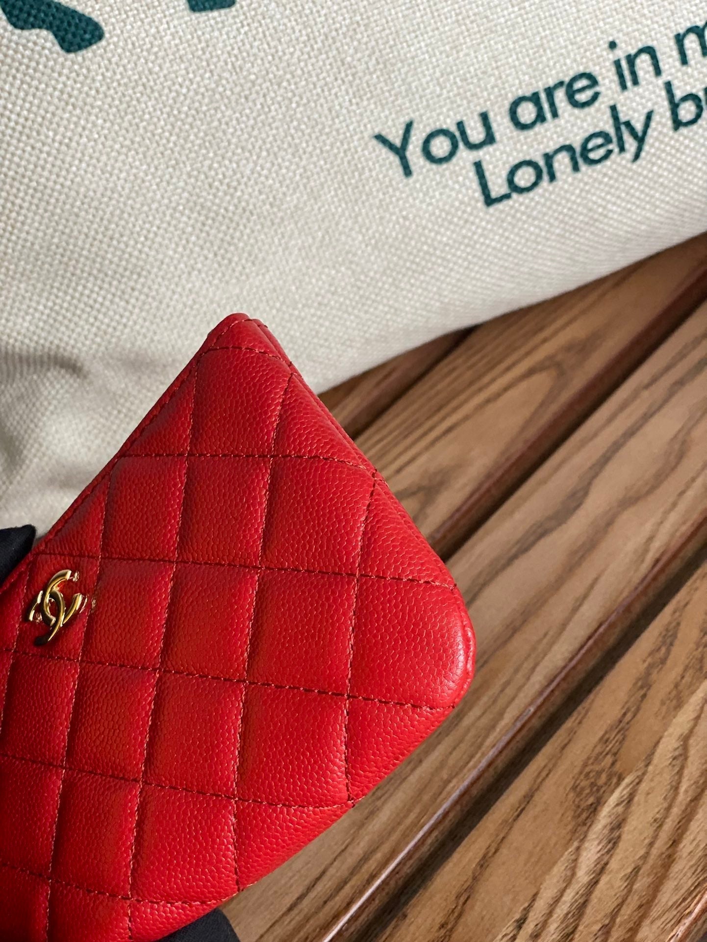 CC ZIPPED WALLET 14CM RED CAVIAR GOLD HARDWARE