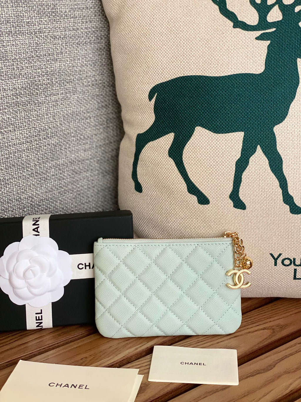 CC ZIPPED WALLET 14CM LIGHT CLOUD BLUE CAVIAR GOLD HARDWARE