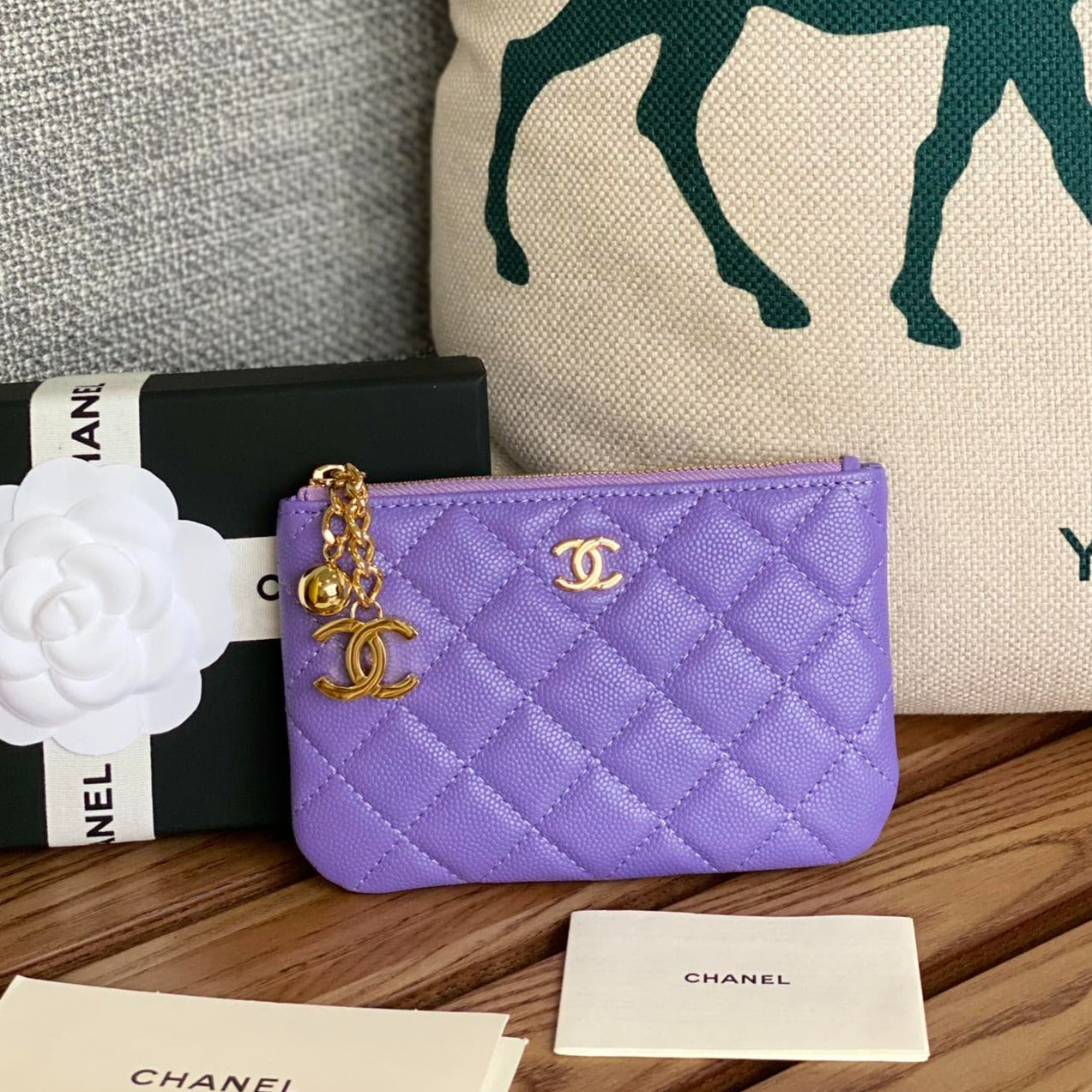 CC ZIPPED WALLET 14CM PURPLE CAVIAR GOLD HARDWARE