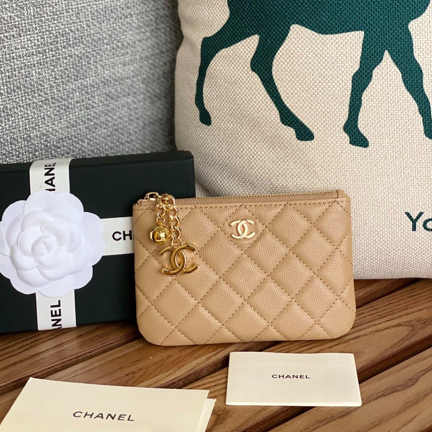 CC ZIPPED WALLET 14CM BEIGE CAVIAR GOLD HARDWARE