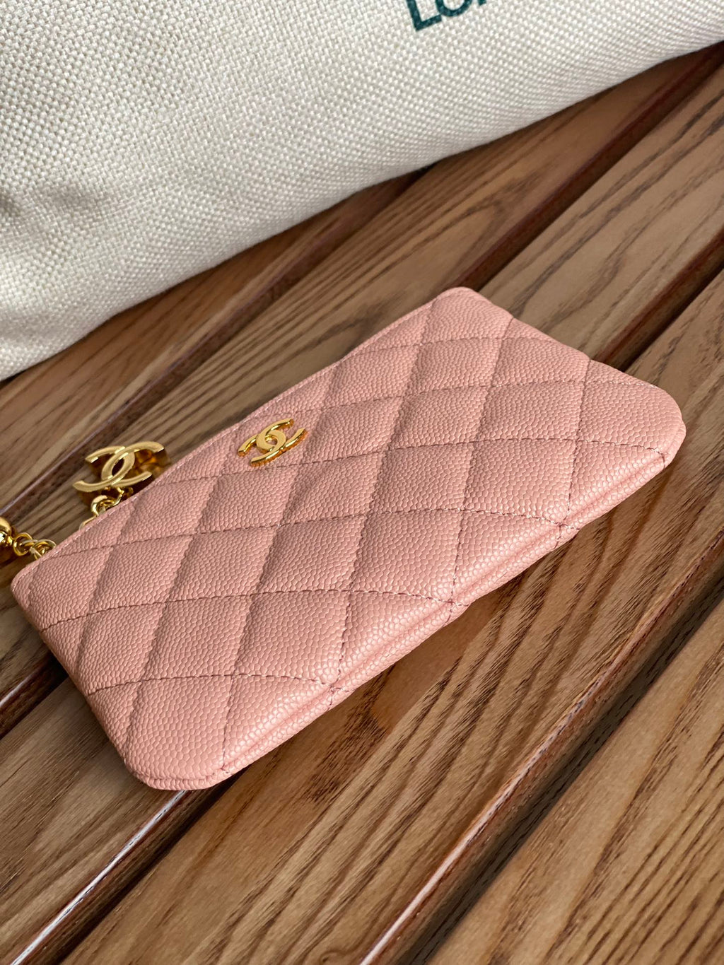CC ZIPPED WALLET 14CM LIGHT PINK CAVIAR GOLD HARDWARE