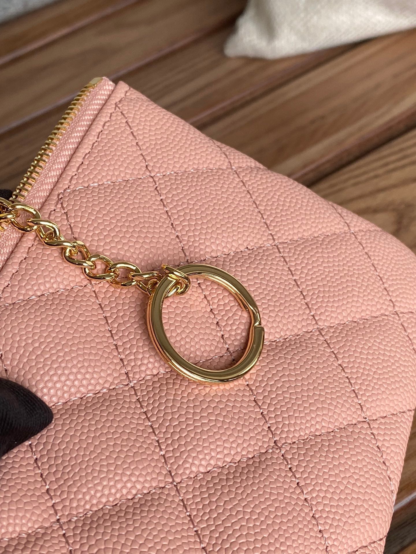 CC ZIPPED WALLET 14CM LIGHT PINK CAVIAR GOLD HARDWARE