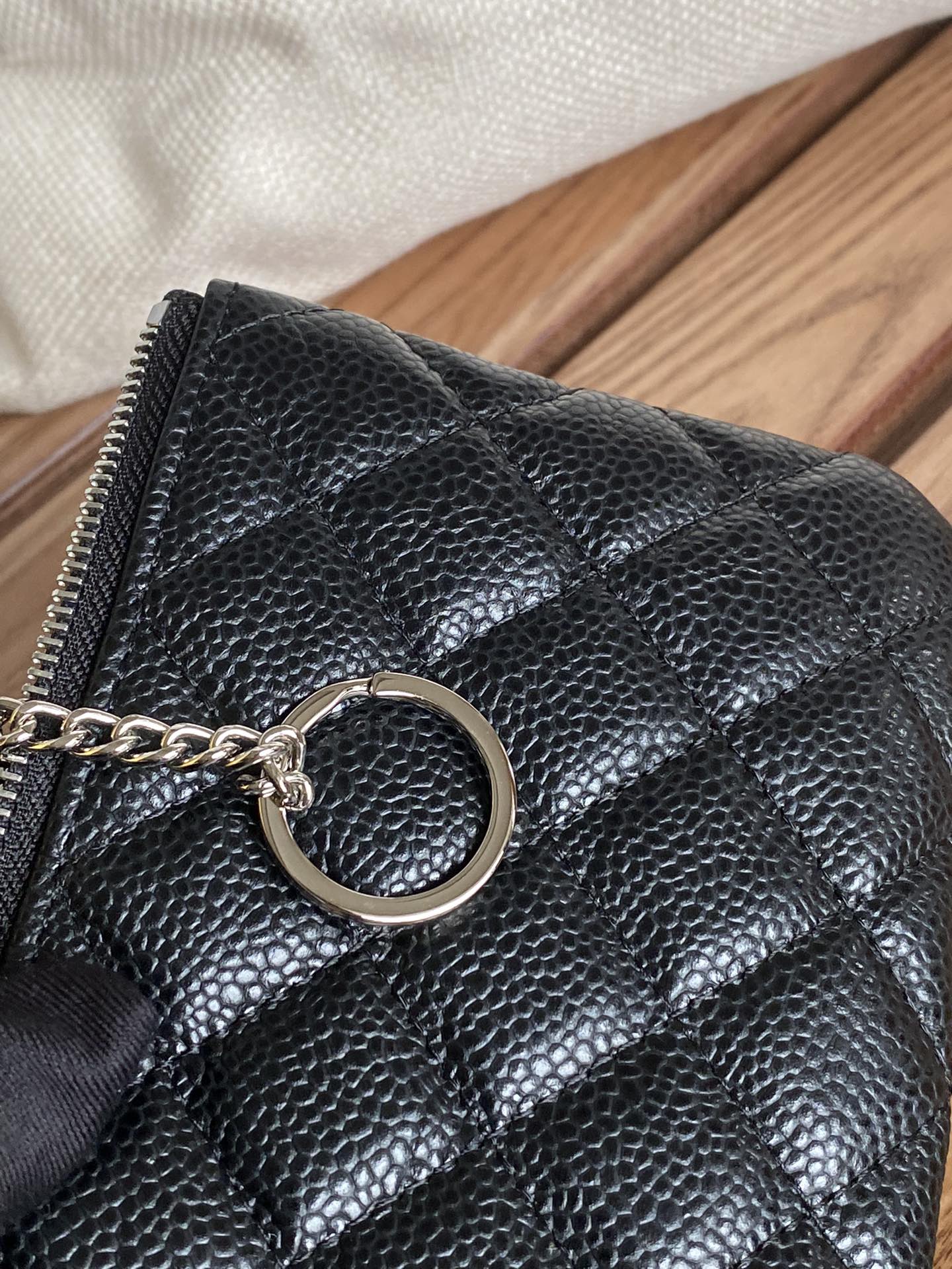 CC ZIPPED WALLET 14CM BLACK CAVIAR SILVER HARDWARE