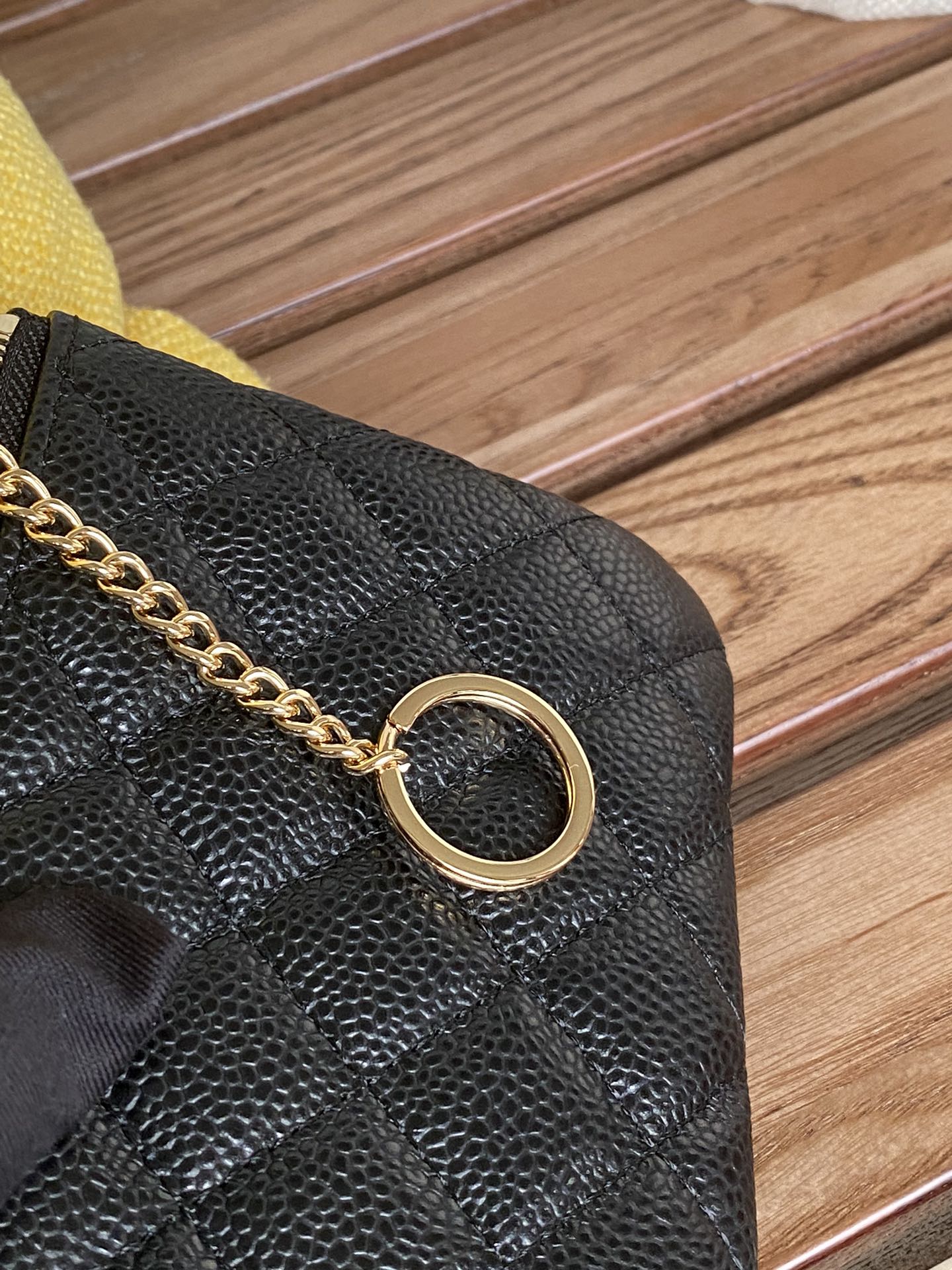 CC ZIPPED WALLET 14CM BLACK CAVIAR GOLD HARDWARE