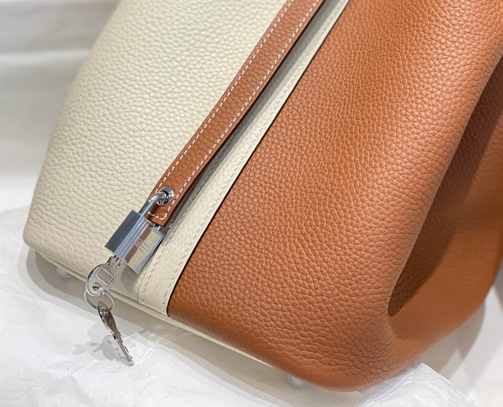 HM PICOTIN LOCK 22 CUIR TOGO ET CUIR DE VEAU BLANC