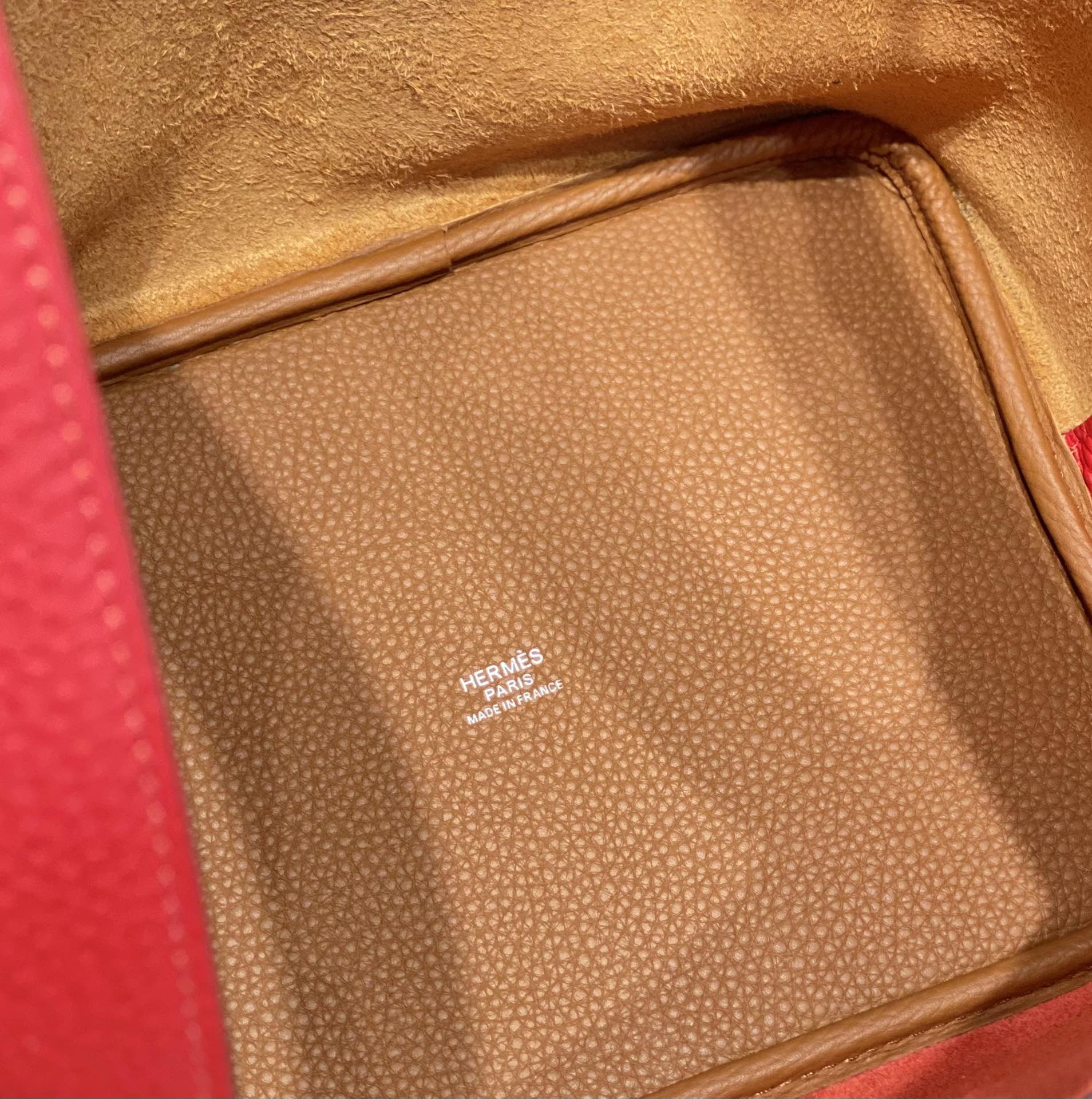 HM PICOTIN LOCK 22 ORANGE AND RED TOGO LEATHER
