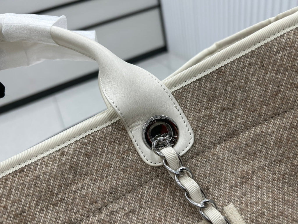 SAC CC DEAUVILLE EN TWEED CUIR BLANC QUINCAILLERIE ARGENTÉE 13