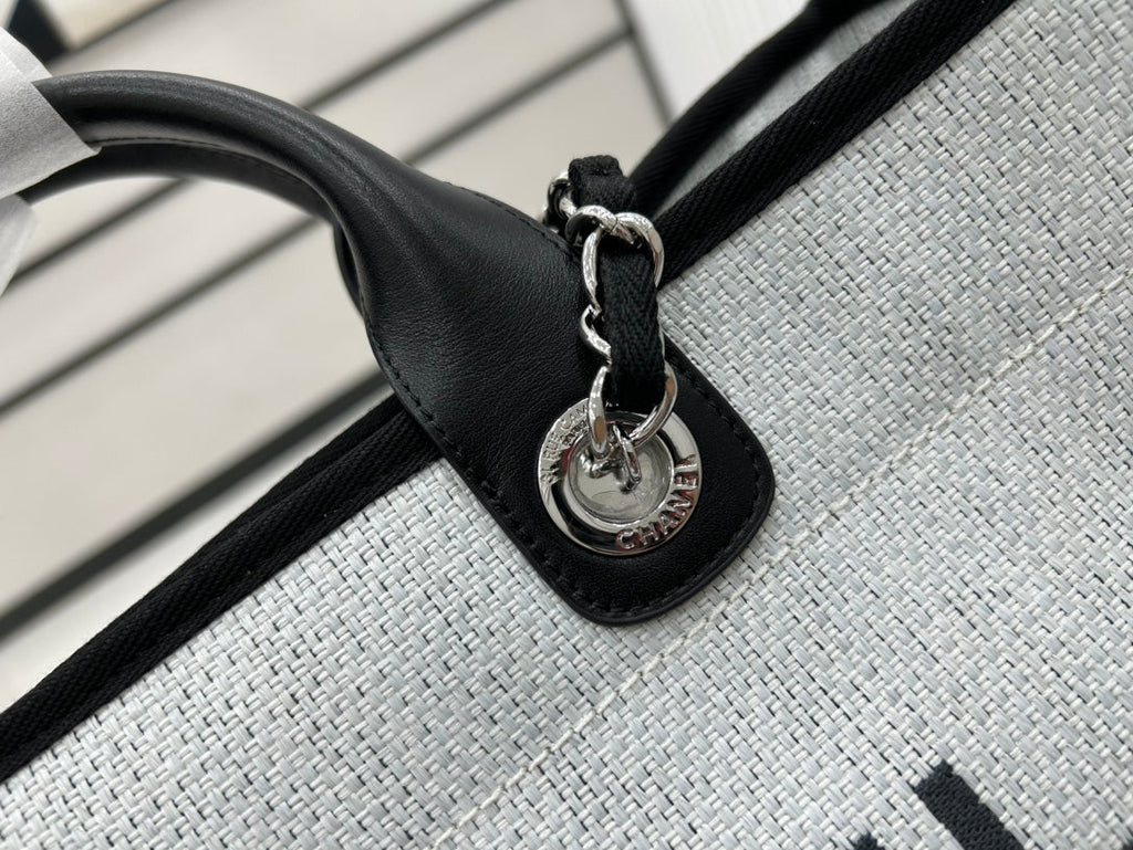 SAC CC DEAUVILLE EN TWEED CUIR NOIR QUINCAILLERIE DORÉ 17