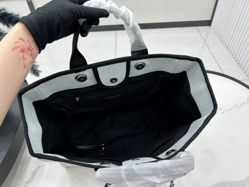 SAC CC DEAUVILLE EN TWEED CUIR NOIR QUINCAILLERIE DORÉ 17