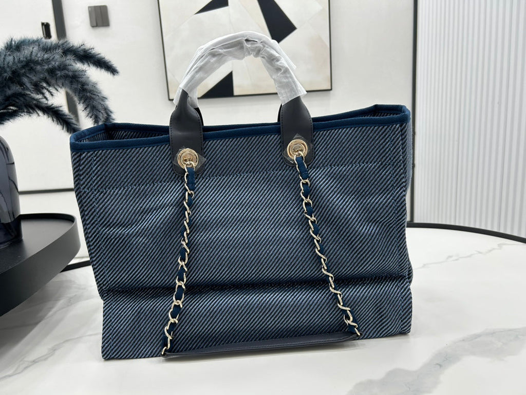 SAC CC DEAUVILLE EN TWEED CUIR NOIR QUINCAILLERIE DORÉ 23