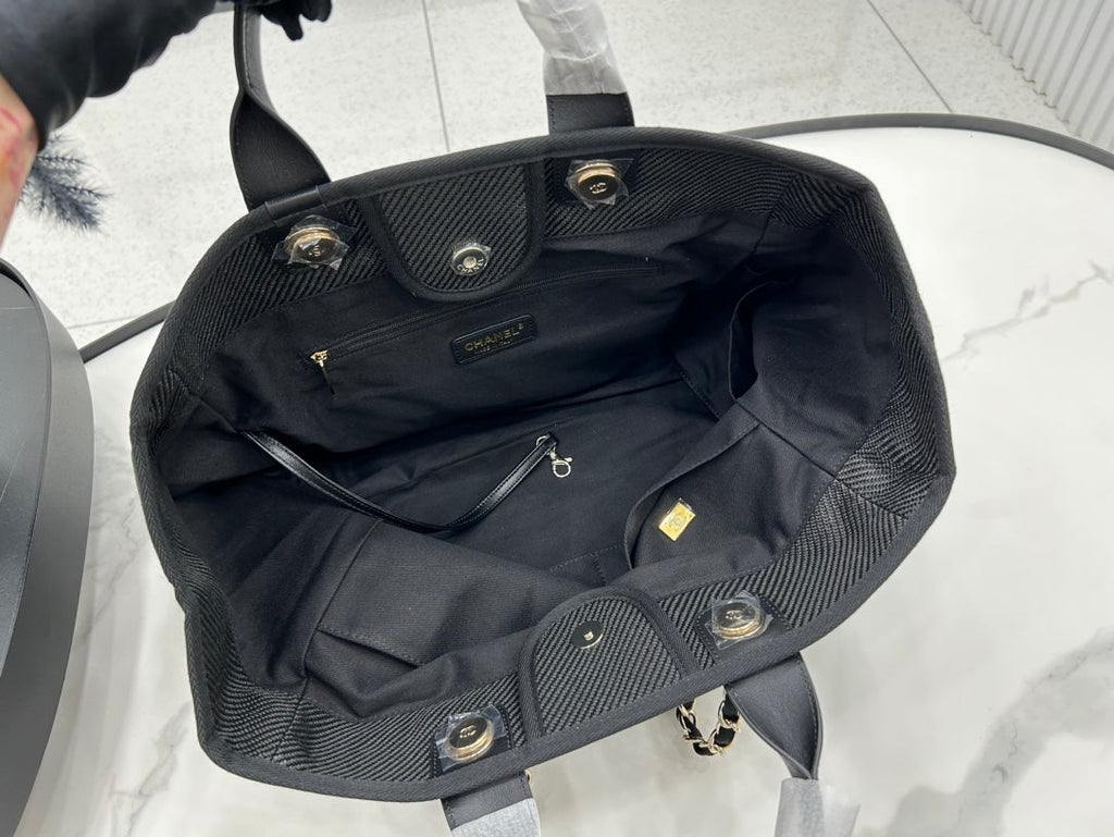 SAC CC DEAUVILLE EN TWEED CUIR NOIR QUINCAILLERIE DORÉ 24
