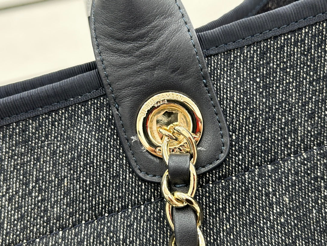 SAC CC DEAUVILLE EN TWEED CUIR NOIR QUINCAILLERIE DORÉ 25