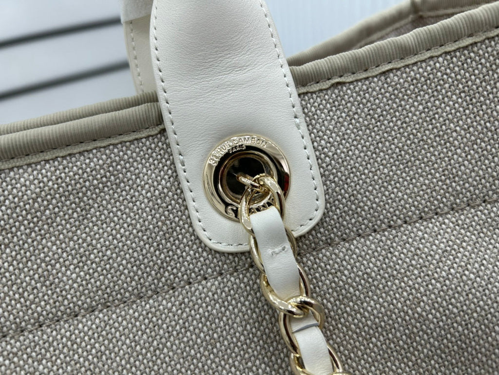 SAC CC DEAUVILLE EN TWEED CUIR BLANC QUINCAILLERIE DORÉE 28