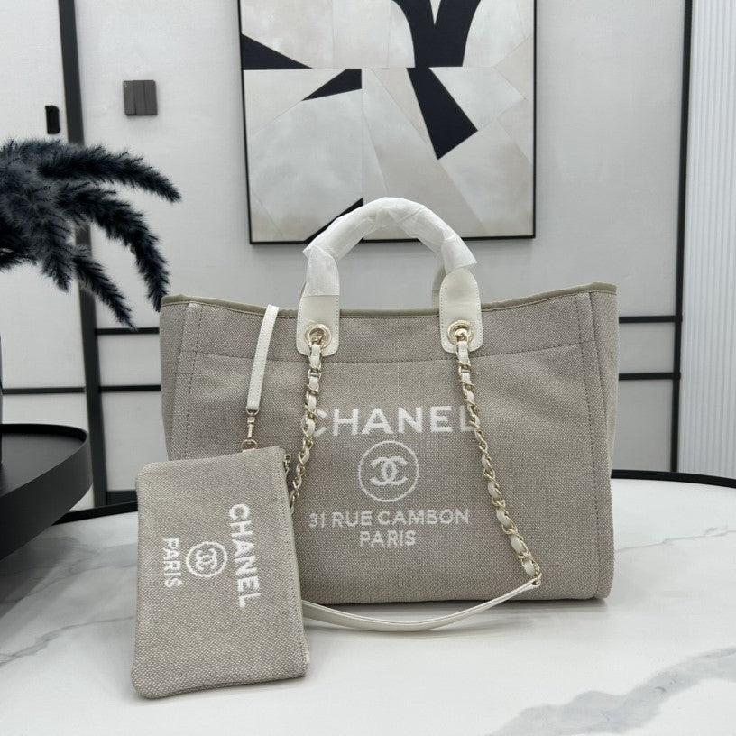 CC DEAUVILLE TWEED BAG WHITE LEATHER GOLD HARDWARE 28