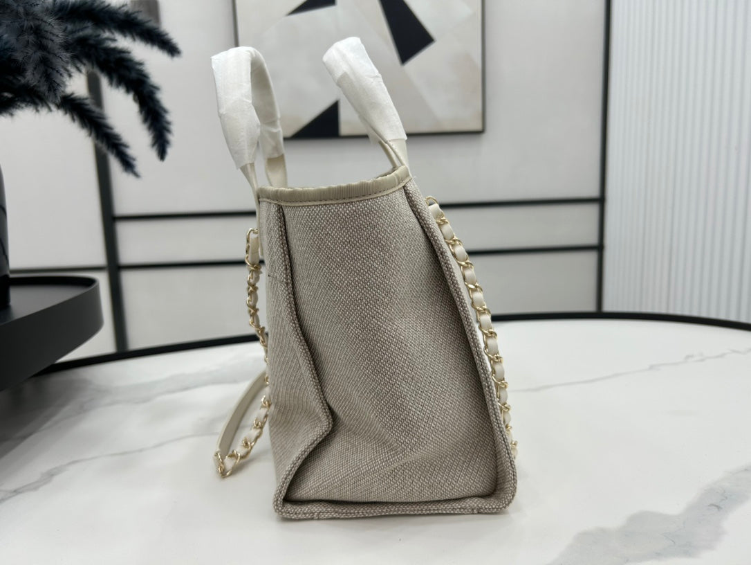 CC DEAUVILLE TWEED BAG 33X26X15.5CM WHITE LEATHER GOLD HARDWARE 29