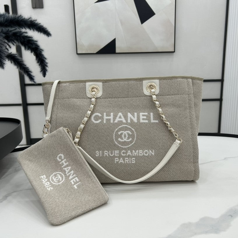 CC DEAUVILLE TWEED BAG 33X24X14.5CM WHITE LEATHER GOLD HARDWARE 30