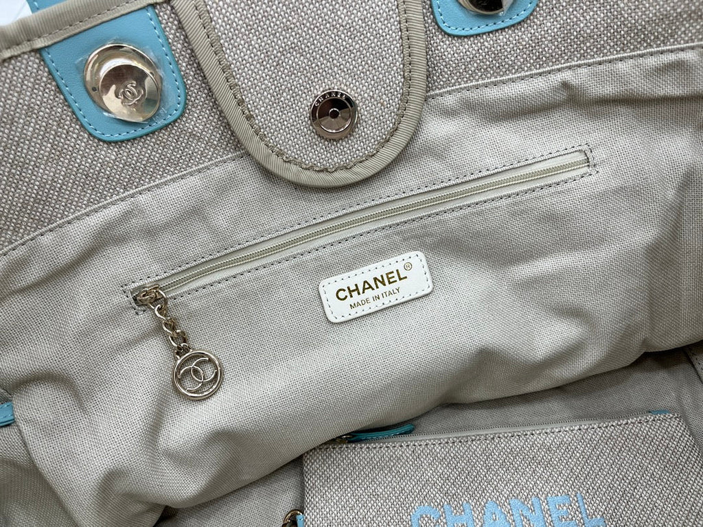 SAC CC DEAUVILLE TWEED CUIR BLEU CIEL QUINCAILLERIE DORÉ 31