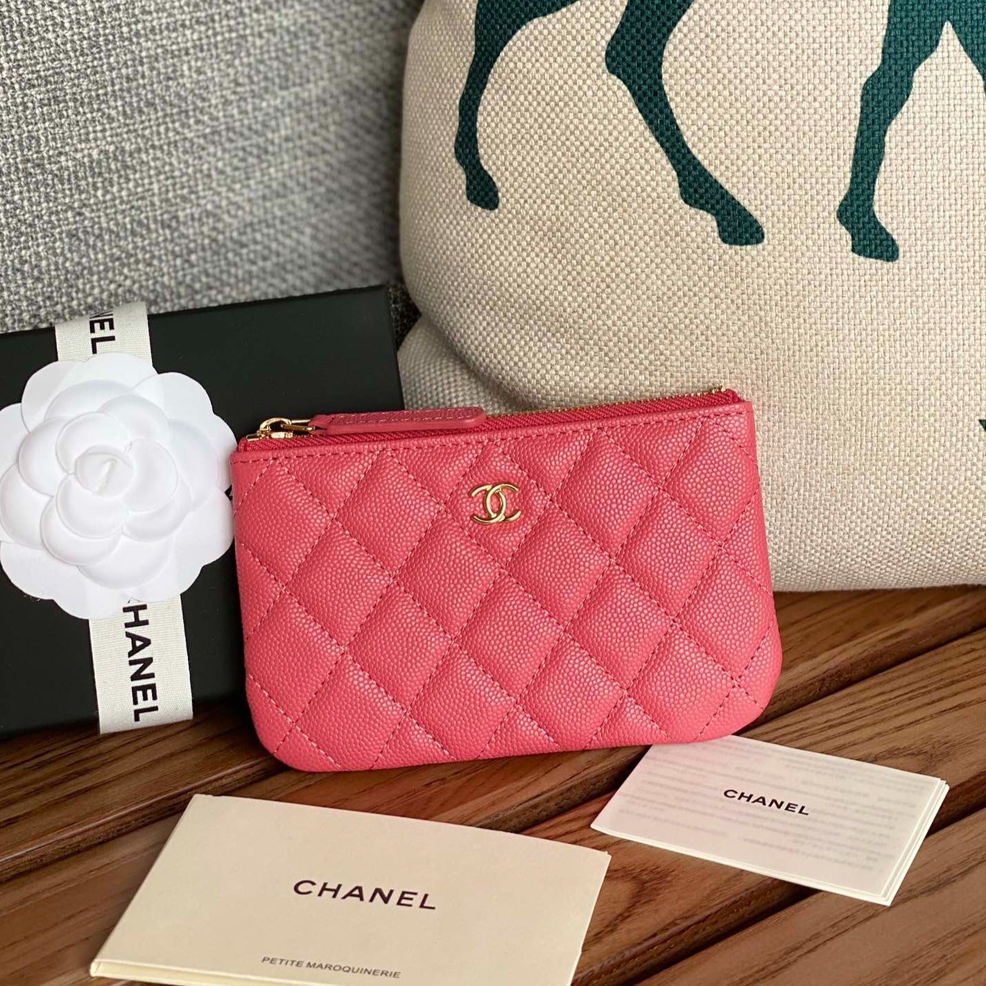 CC ZIPPED WALLET 15 DARK PINK CAVIAR GOLD HARDWARE
